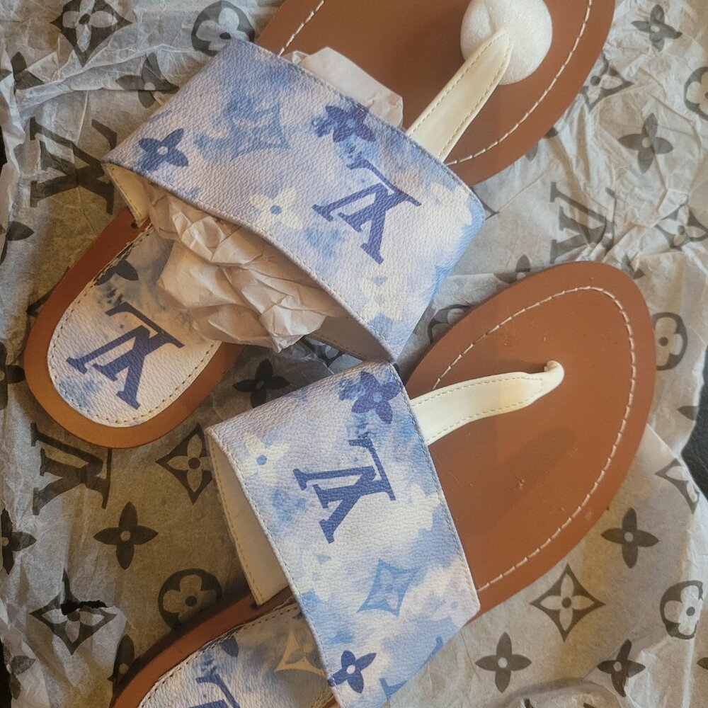 Louis Vuitton canvas monogram sandles